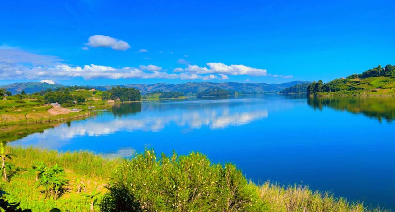 Lake Bunyonyi Rock Resort Kabale Екстериор снимка