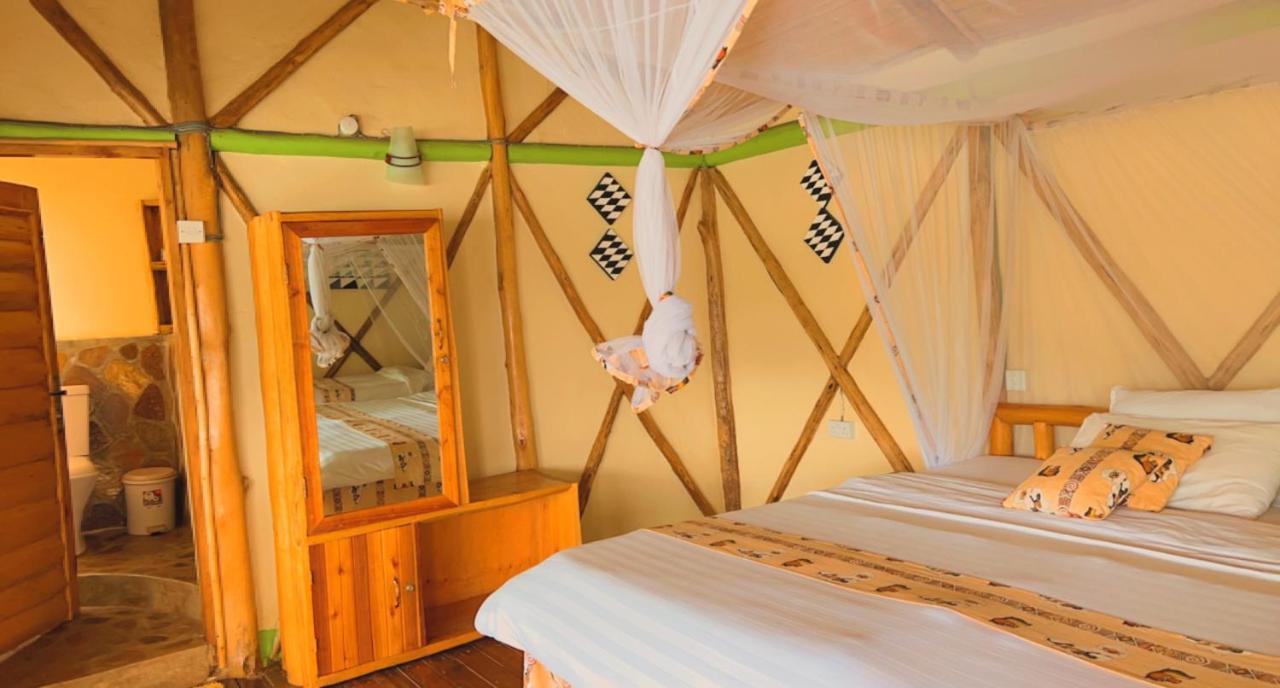 Lake Bunyonyi Rock Resort Kabale Екстериор снимка