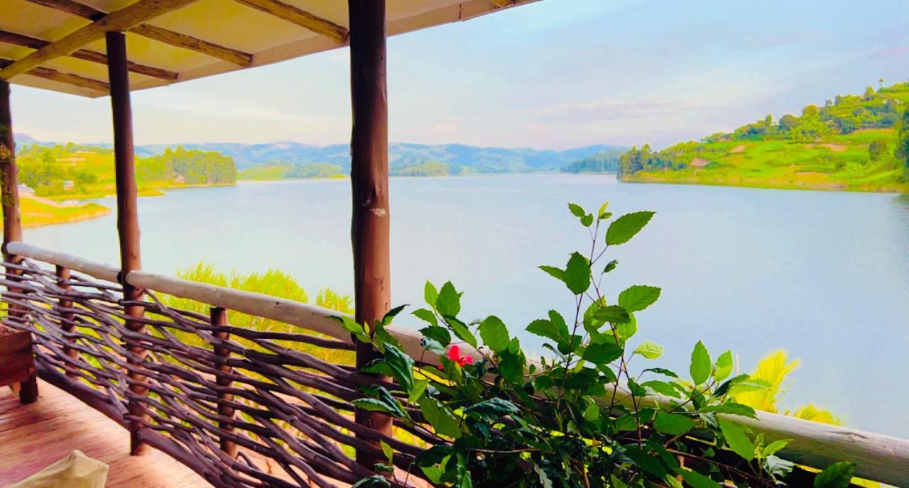Lake Bunyonyi Rock Resort Kabale Екстериор снимка