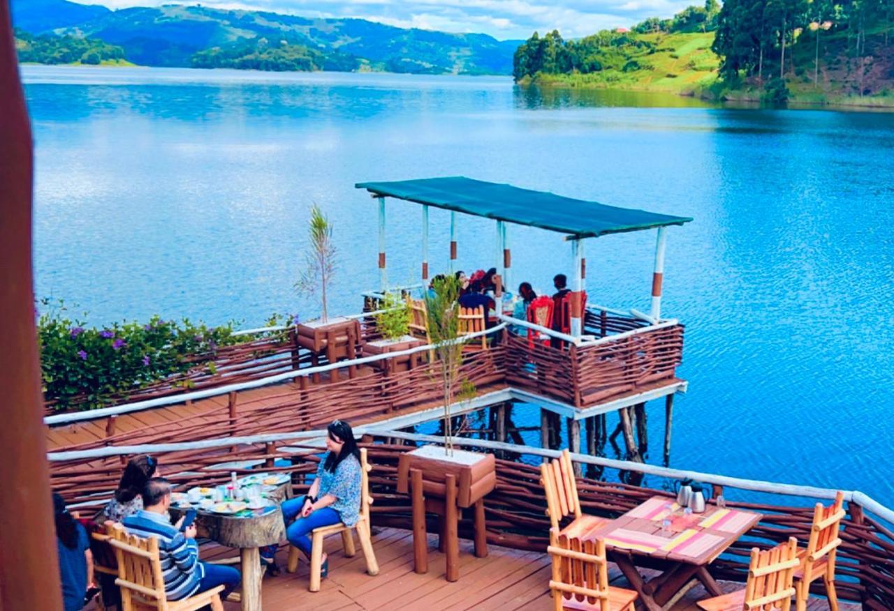 Lake Bunyonyi Rock Resort Kabale Екстериор снимка
