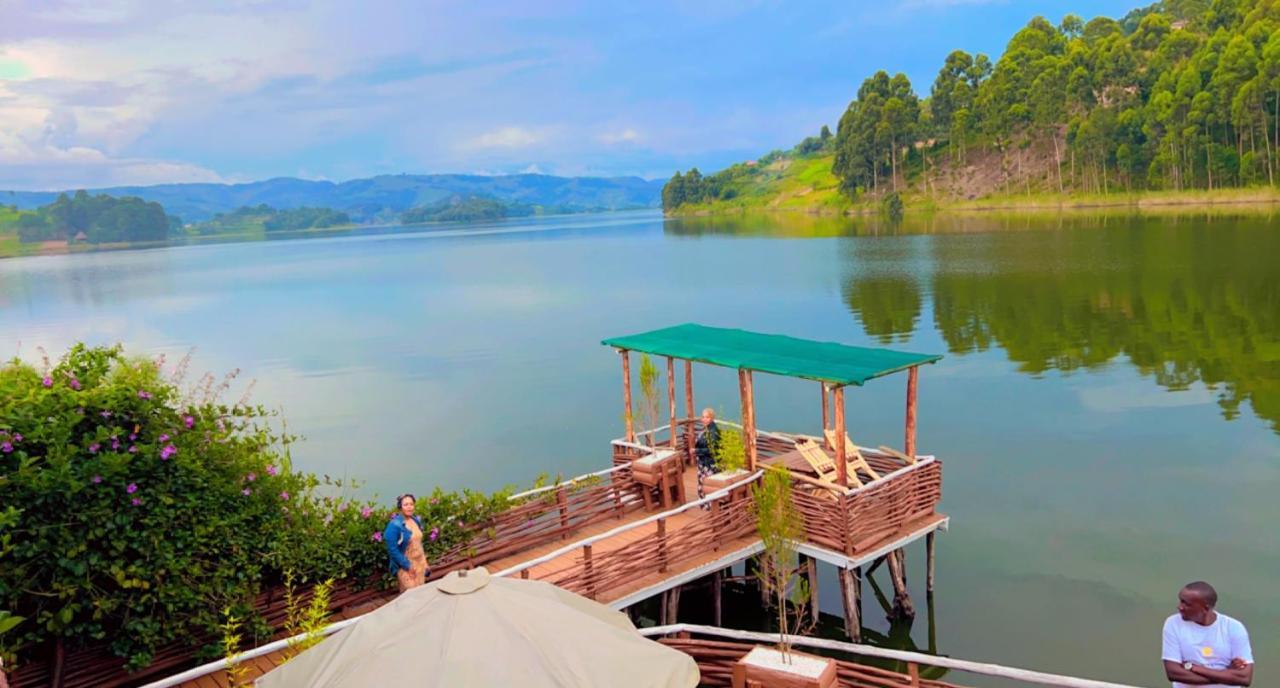 Lake Bunyonyi Rock Resort Kabale Екстериор снимка